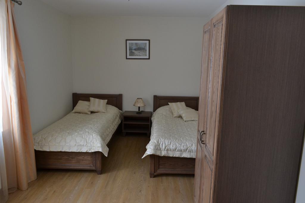 Pilaites Svetingi Namai Apartamento Vilna Habitación foto